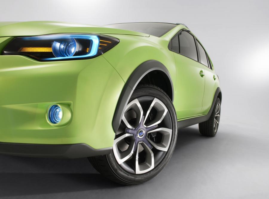  Subaru XV Concept 2011 года  (фото 12 из 20)